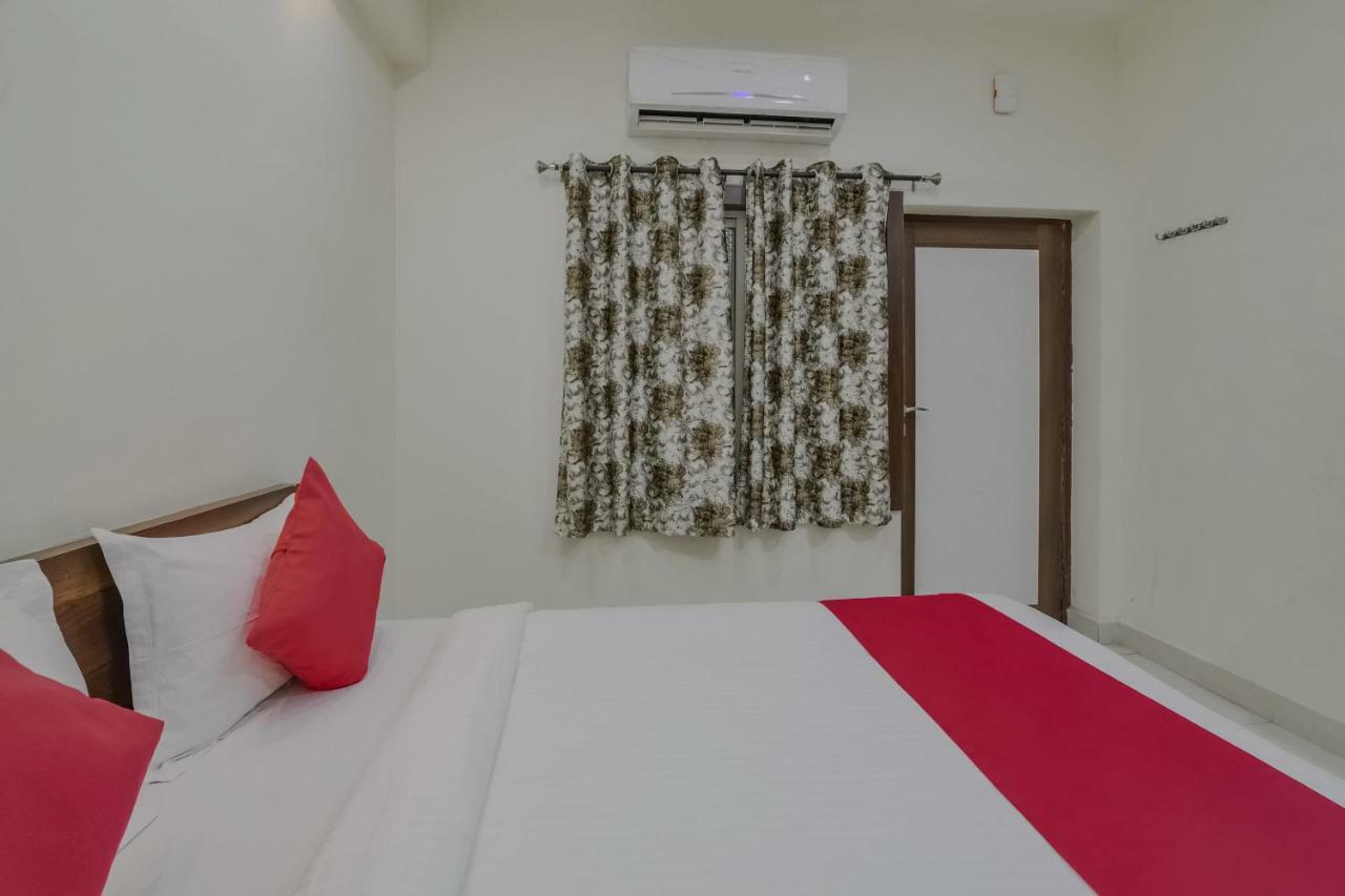 Hotel Neema Residency Anantapur Exteriér fotografie